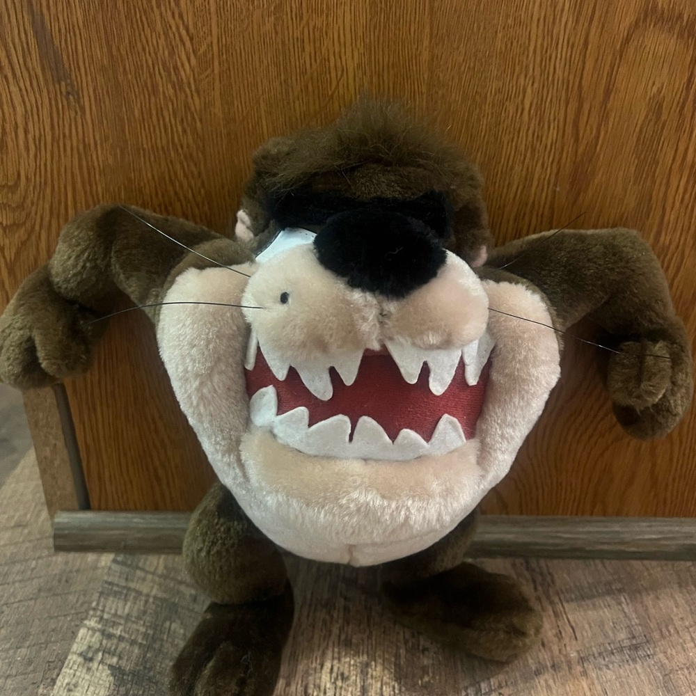 Vintage Looney Tunes Taz Plush Toy – Tasmanian Devil Warner Bros. Stuffed Animal